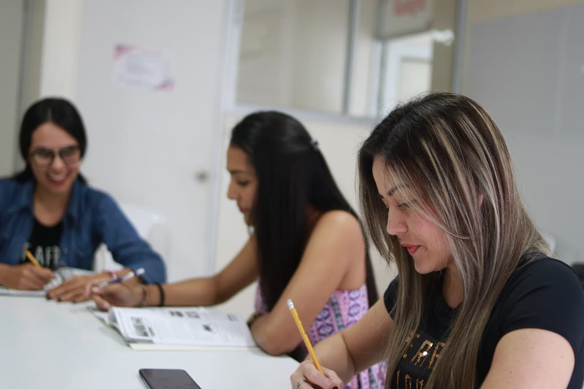 Jamestown English Center — foto