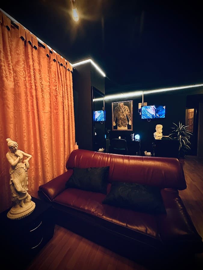 LA MAFFIA PARLOUR