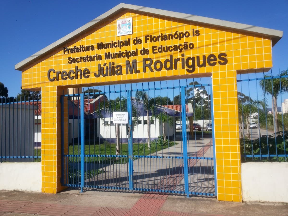 NEIM Júlia Maria Rodrigues — foto