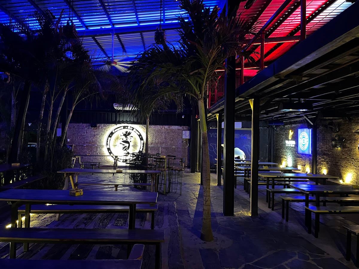 Sir Pieper Resto - Bar — foto