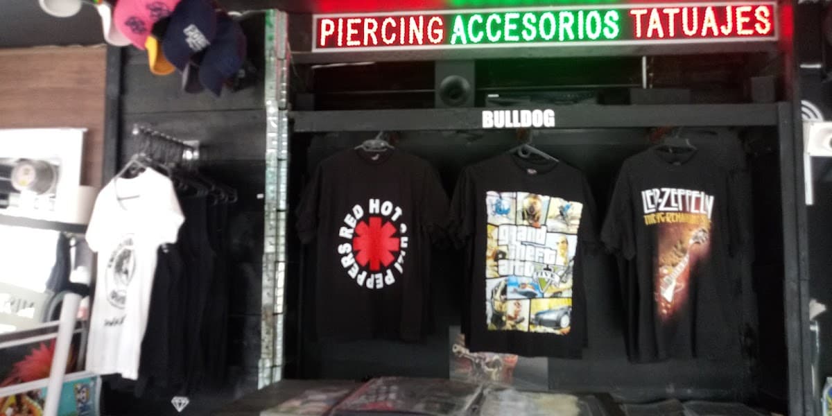BULLDOG ROCKSHOP TATTOO