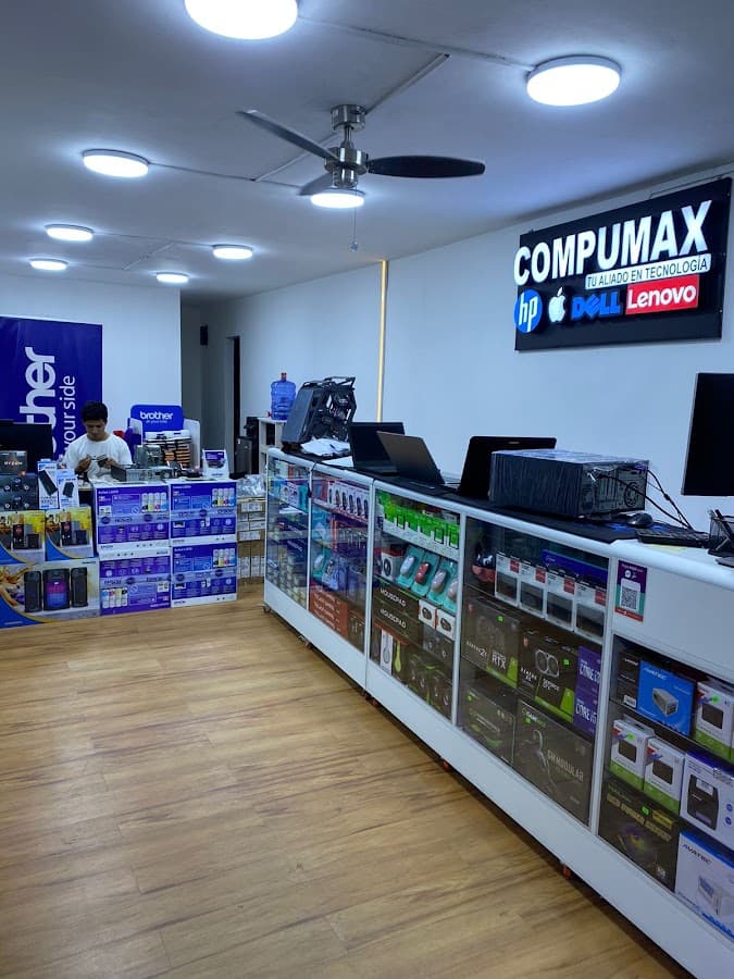 COMPUMAX Trujillo
