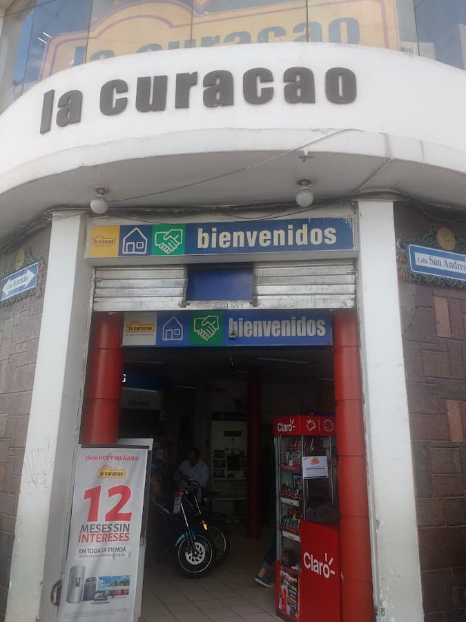 La Curacao Cusco — foto