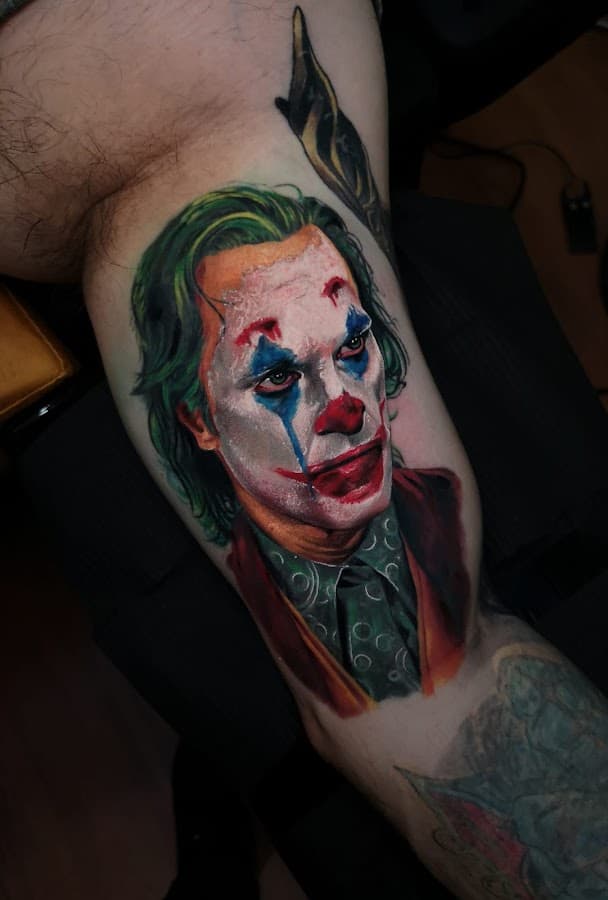 Rojo Sacro Tattoo — foto