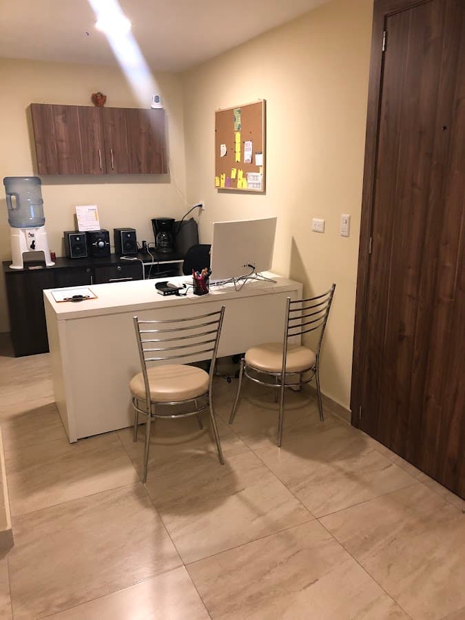 Emuná Centro Psicológico - Av. Colon y Versalles