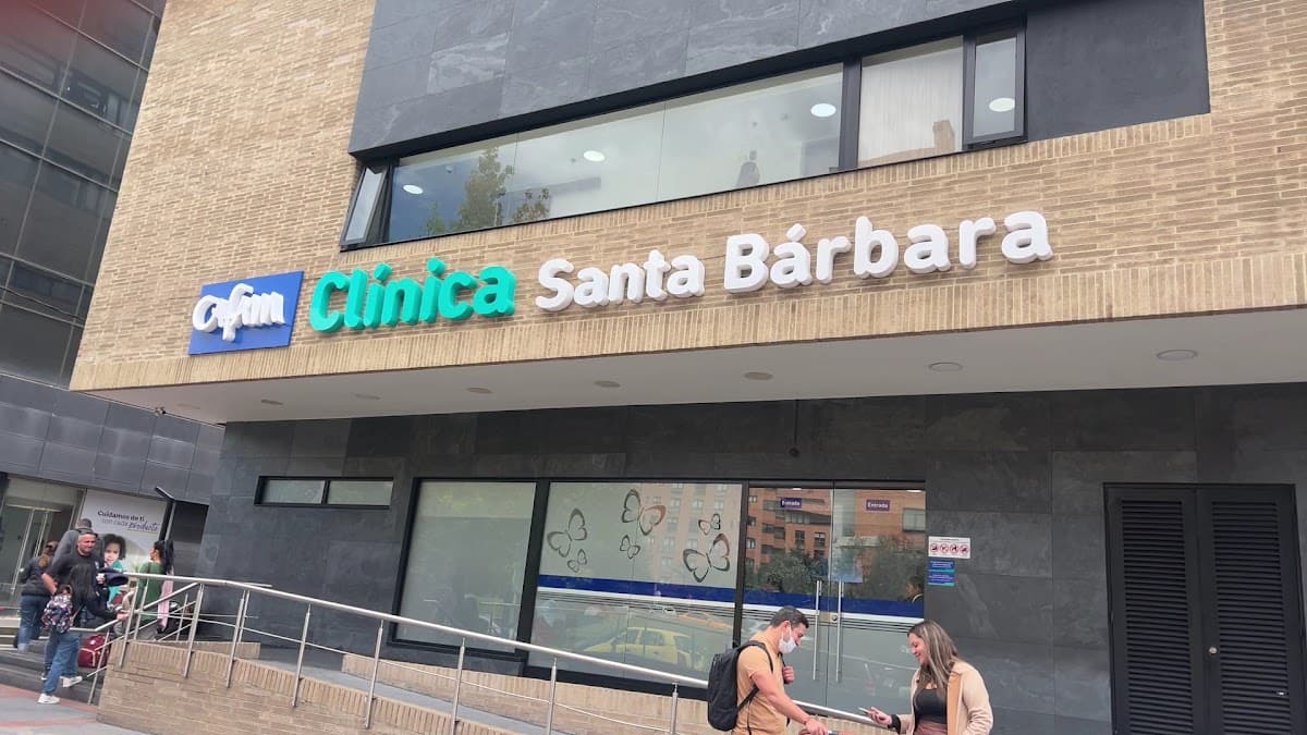 Clínica CAFAM Santa Barbara — foto