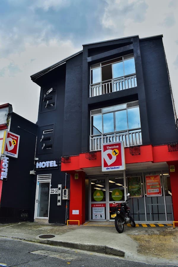 Dam Hotel Pereira