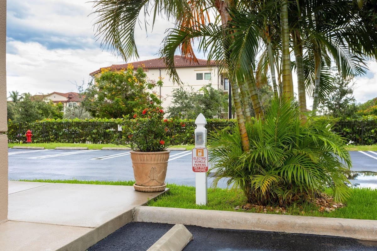 Hawthorn Suites by Wyndham West Palm Beach