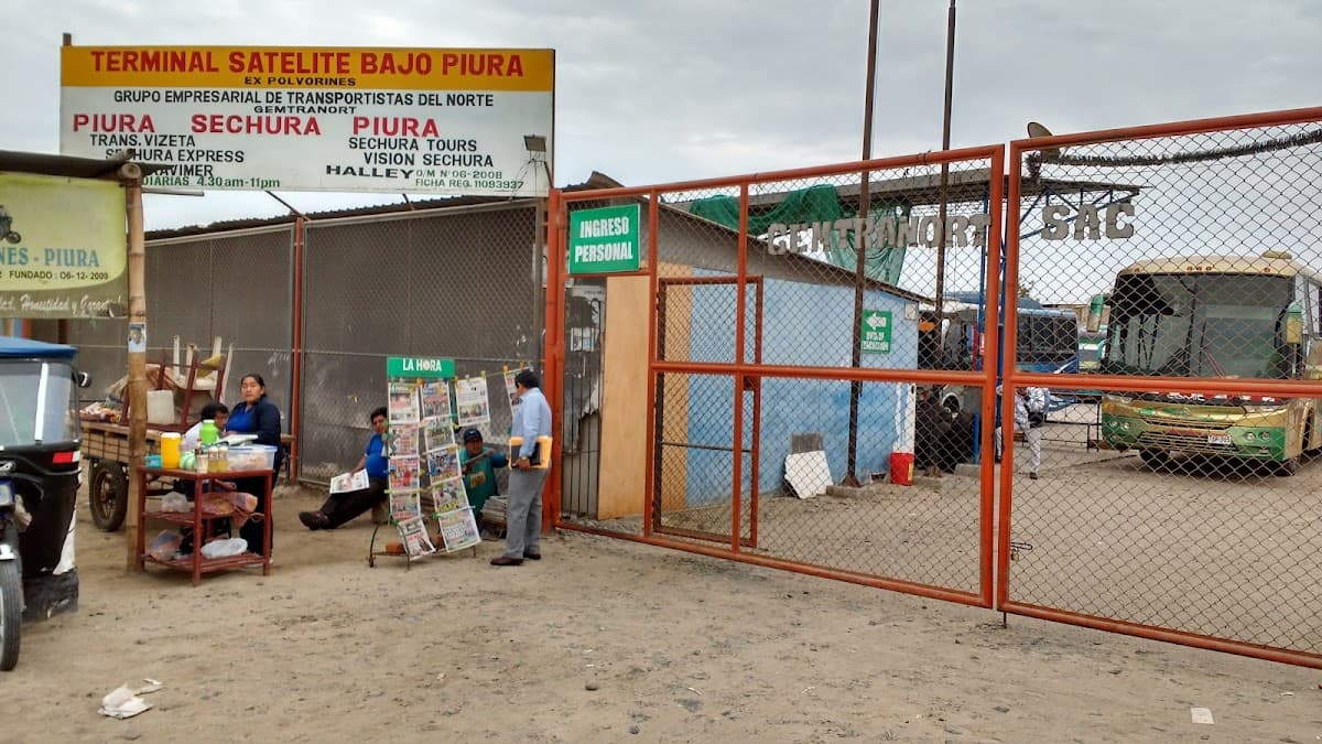 Terminal Satelite Bajo Piura — foto