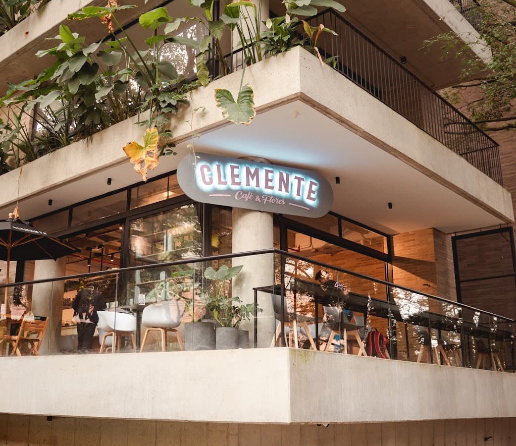 Clemente Coffee & Brunch - Sede Lalinde