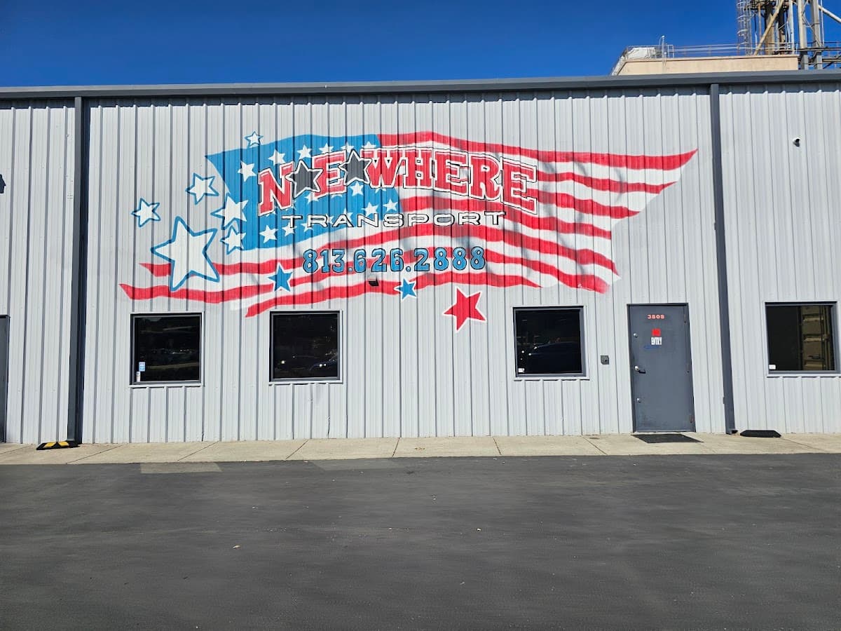 N-E Where Transport Couriers Tampa — foto