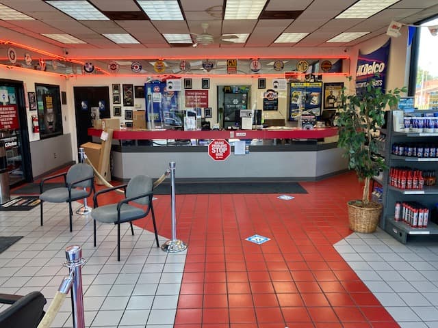 Magic Mechanic Orlando - a Main Street Auto shop — foto