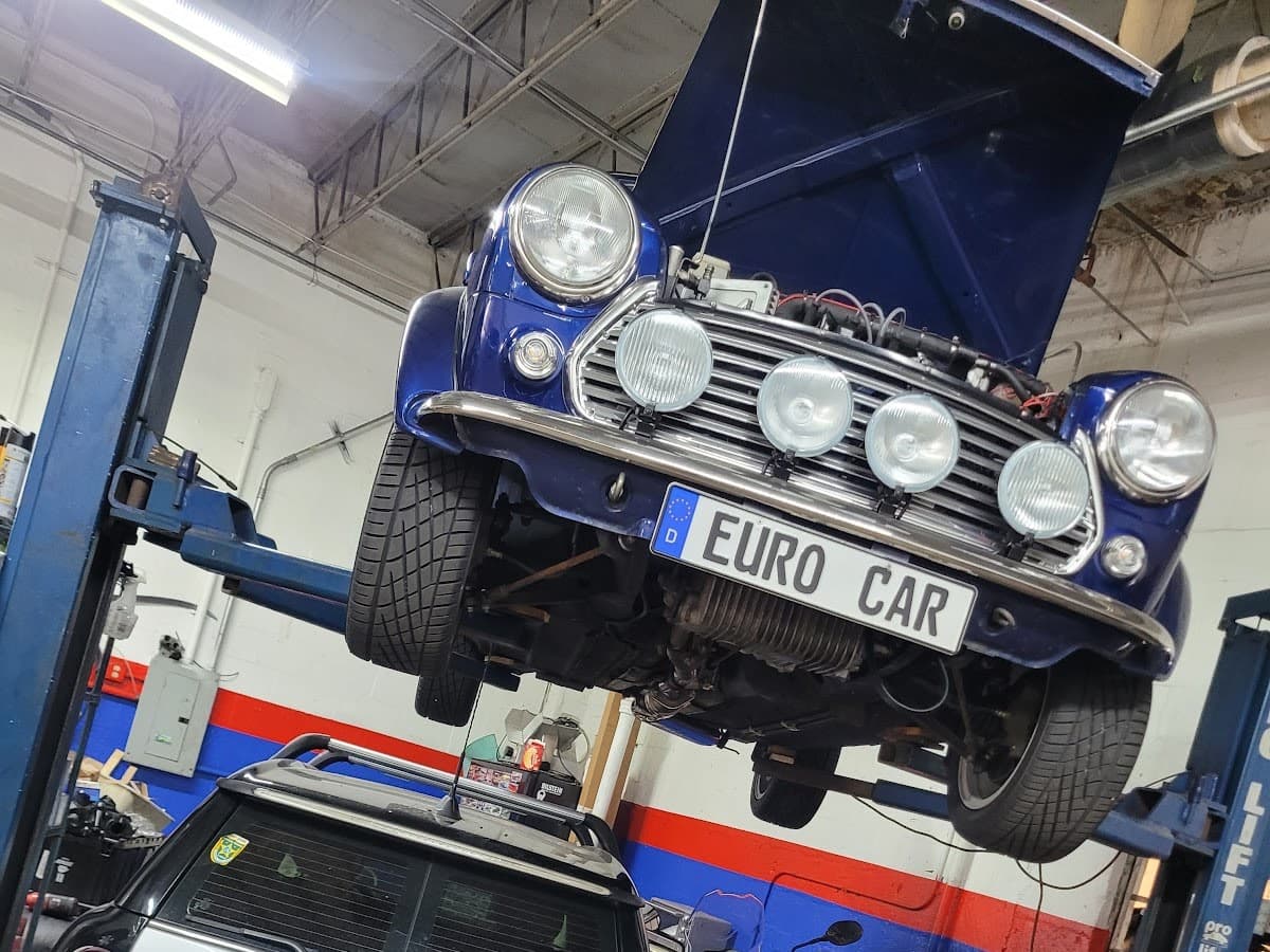 Wales Garage — foto
