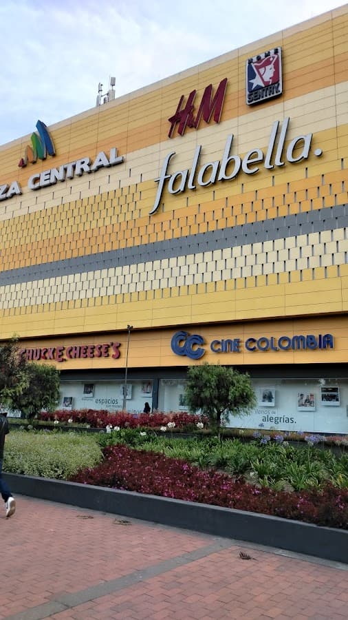 Centro Comercial Plaza Central