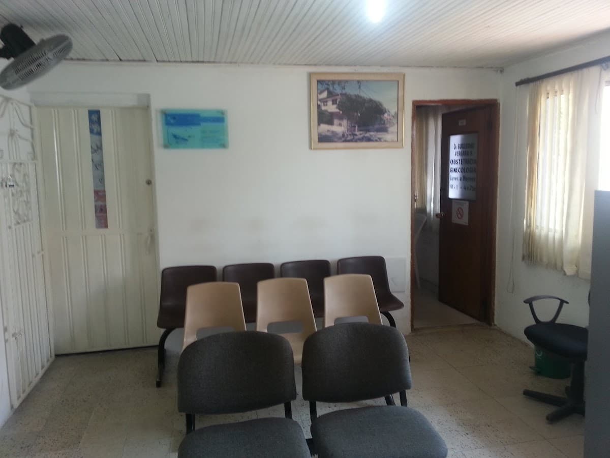 Centro Médico de Especialistas Santa Isabel — foto