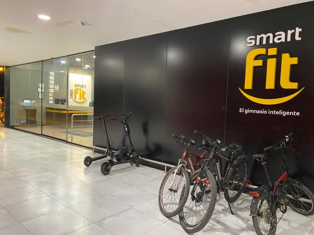 Gimnasio Smart Fit - Plaza Vea Sucre