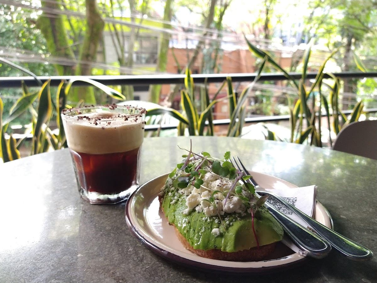 PERGAMINO Café Calle 10B, Medellín — foto