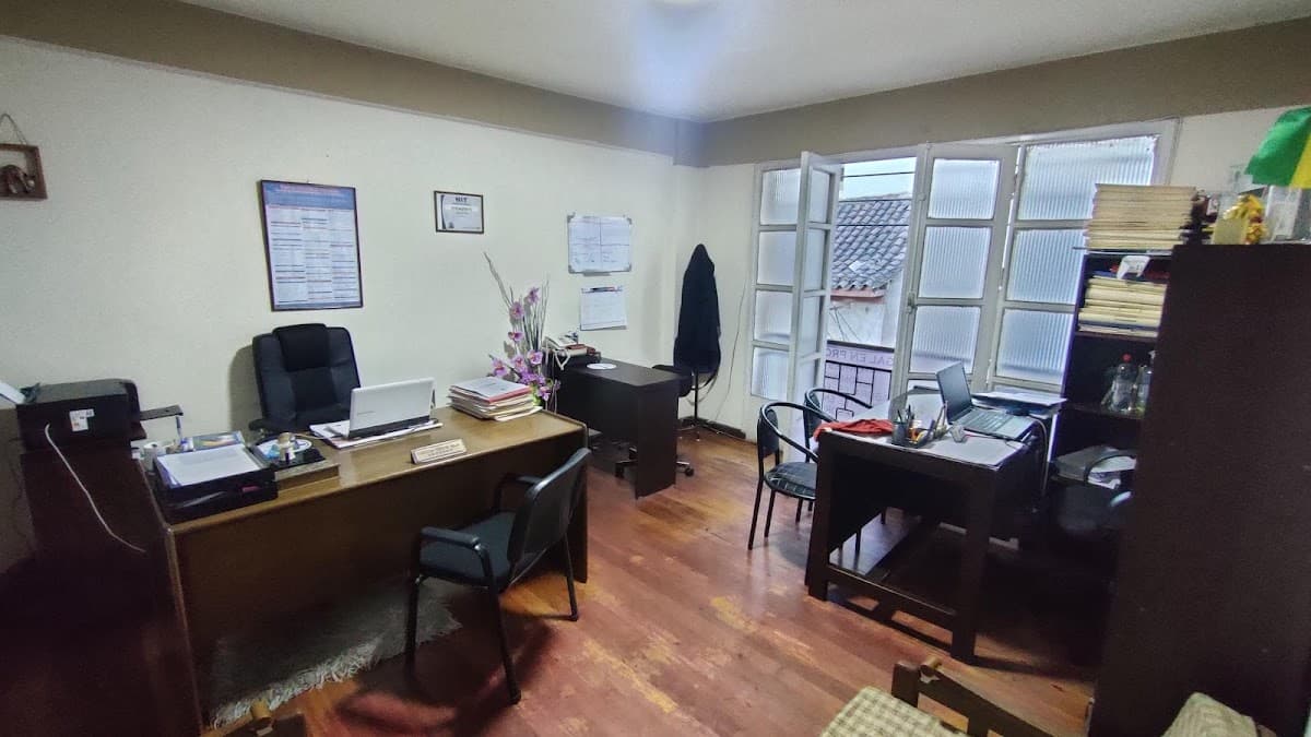 Estudio Juridico, Salinas y Asociados, Firma de Abogados