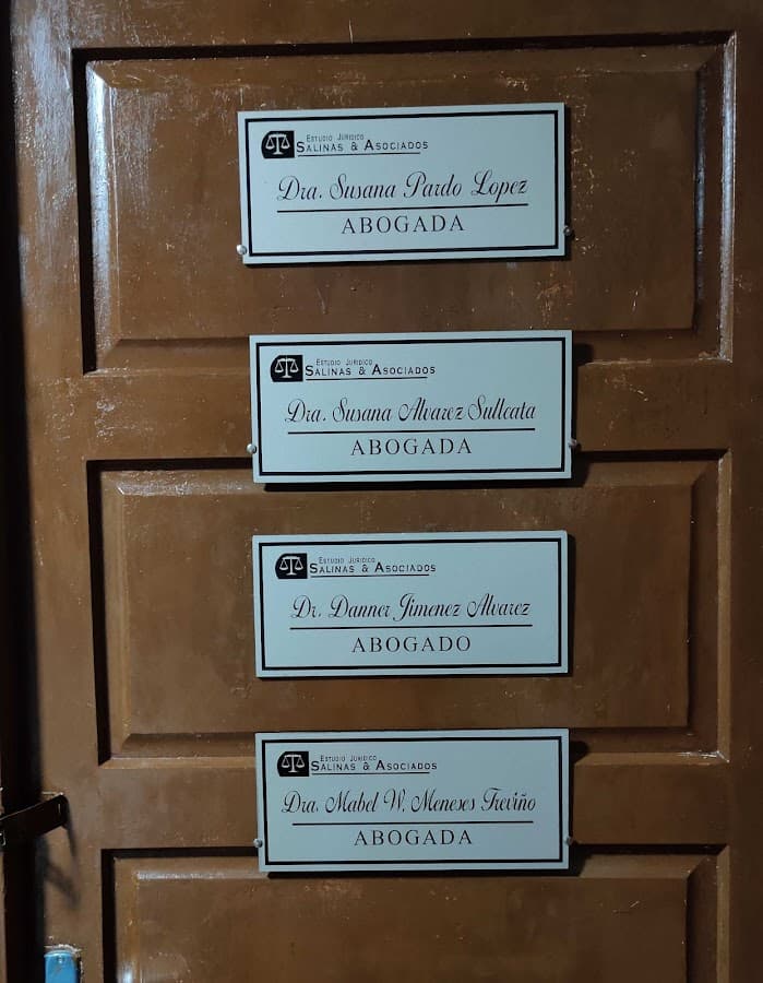 Estudio Juridico, Salinas y Asociados, Firma de Abogados — foto