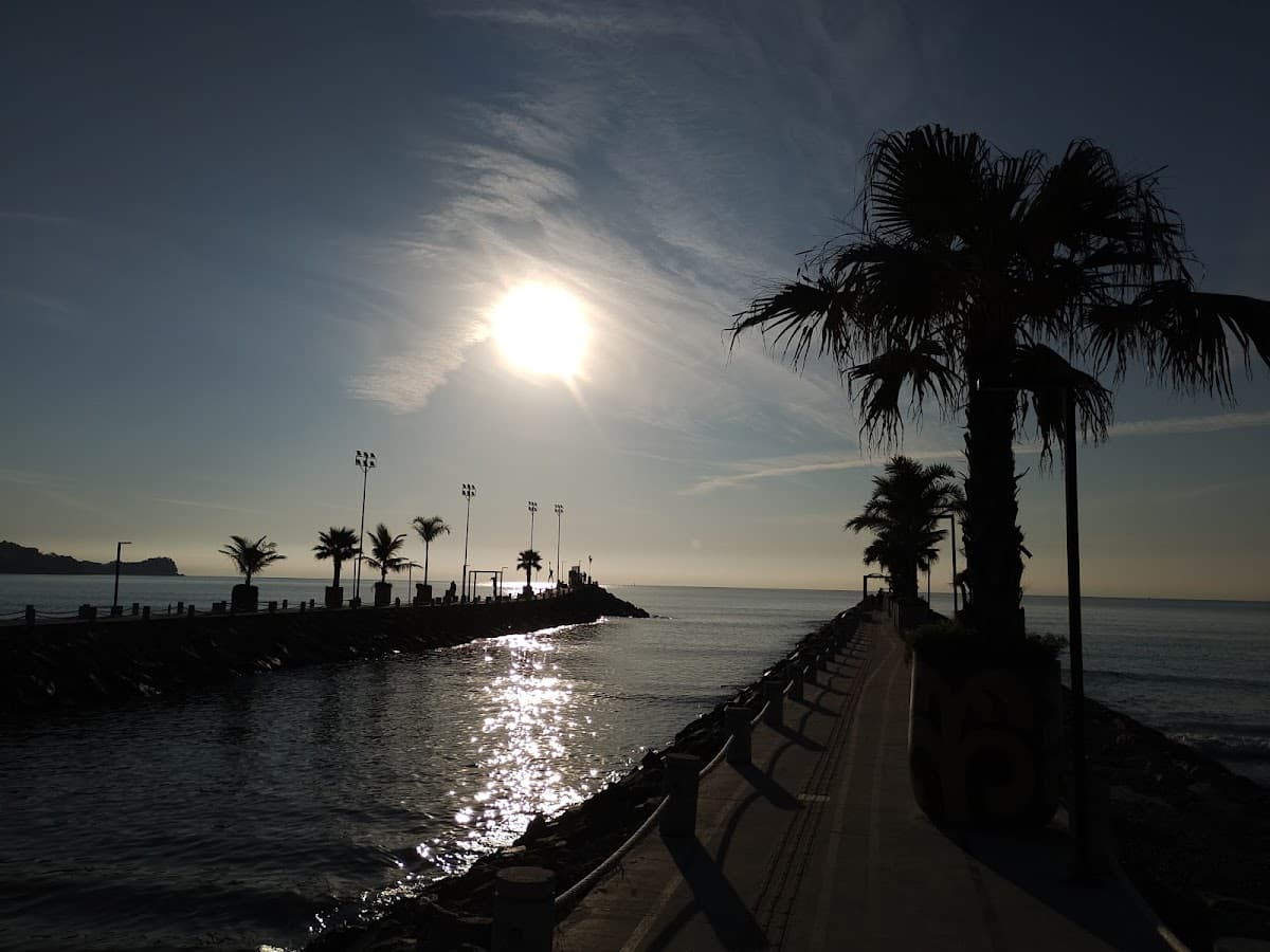 Molhe de Itapema Rio das Oliveiras — foto