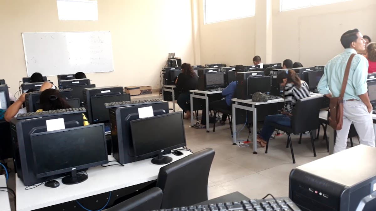 Unidad Educativa Fiscal Guayaquil