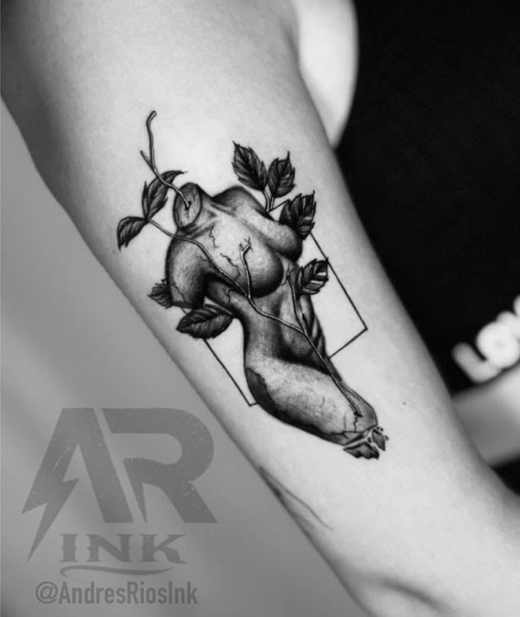 Tattoo & Piercing Profesional - Villavicencio — foto