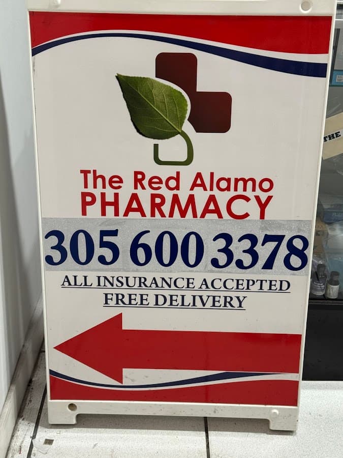 Farmacia Latina Alamo Pharmacy — foto