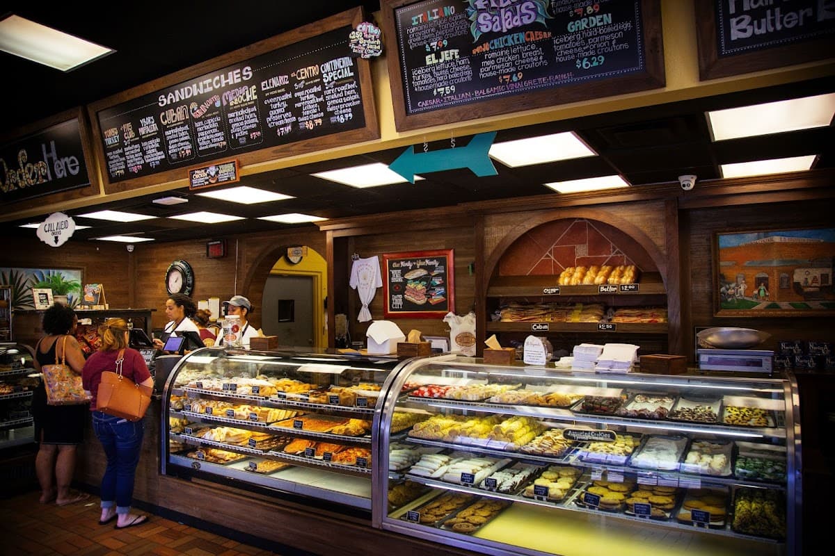 La Segunda Bakery and Cafe