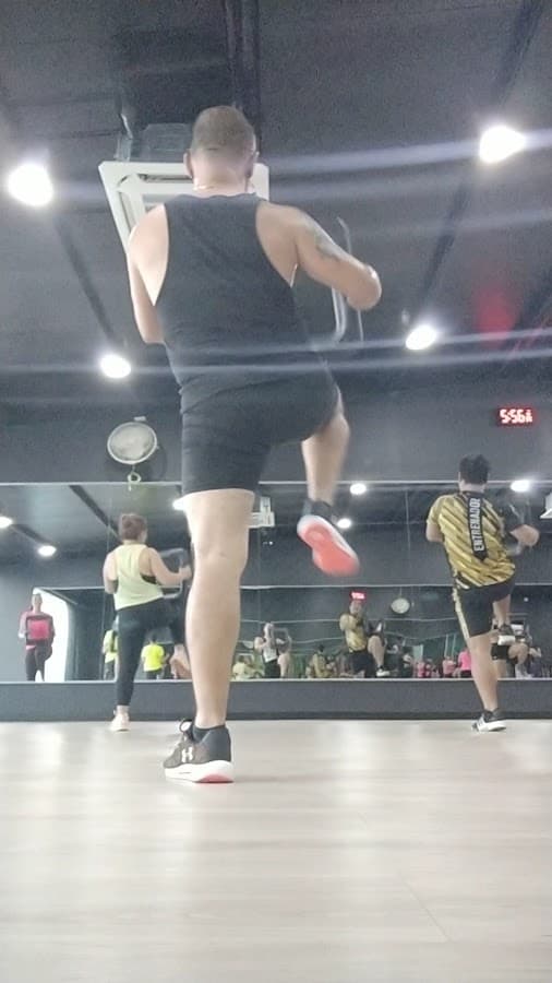 GYM GOLDEN (Centro de Acondicionamiento Físico) — foto