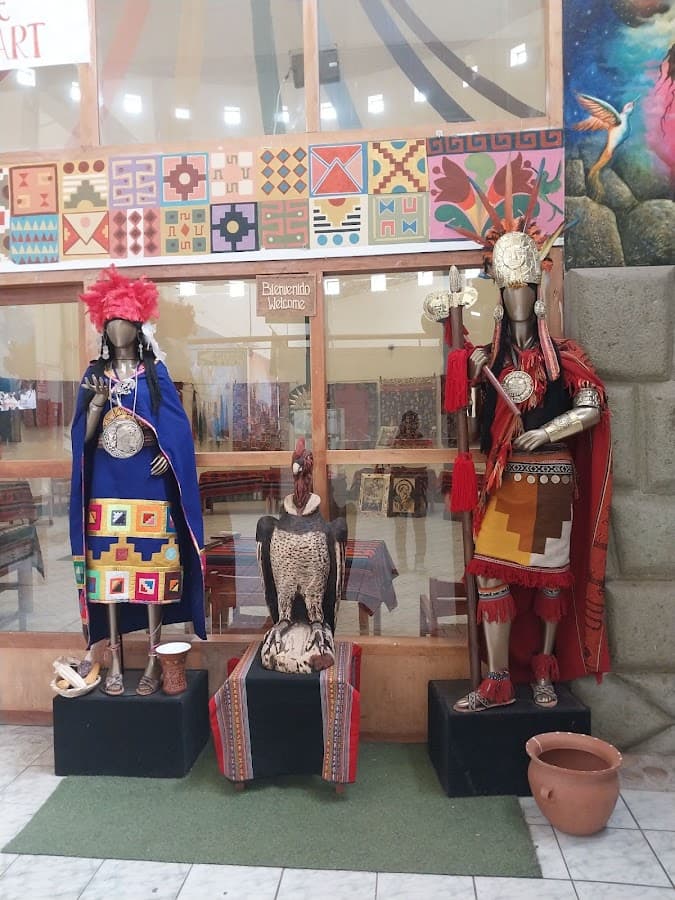 ARTESANIAS LLANCAQMAKI — foto