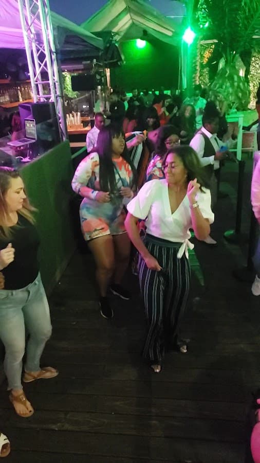 Tangra Nightclub — foto