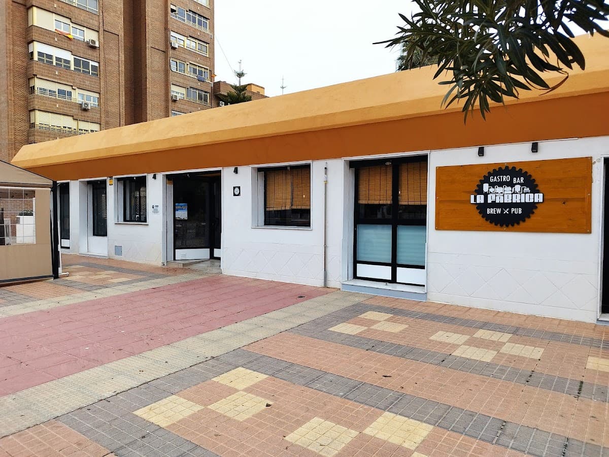 Gastrobar La Fábrica Brewpub