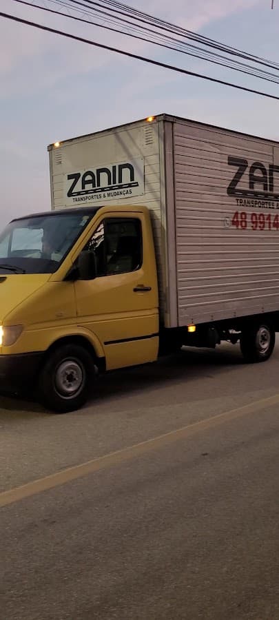 Zanin Transportes Mudanças & Fretes Carretos — foto