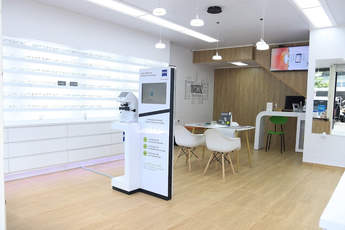 Ópticas Marconz Sede Bacatá Zeiss Vision Expert — foto