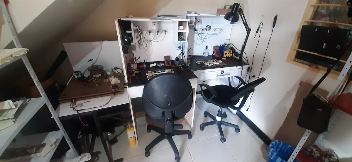 Tecni-Plus J.S Electrónics — foto