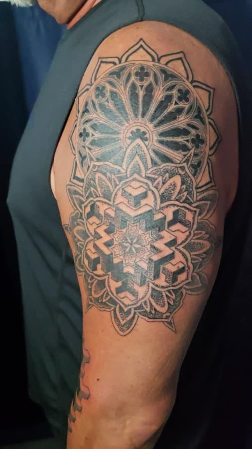 Lucky 7 Tattoos — foto