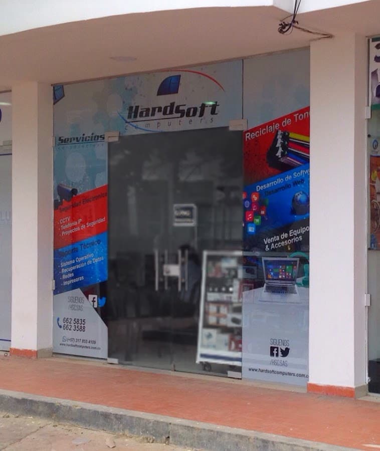 HARDSOFT COMPUTERS — foto