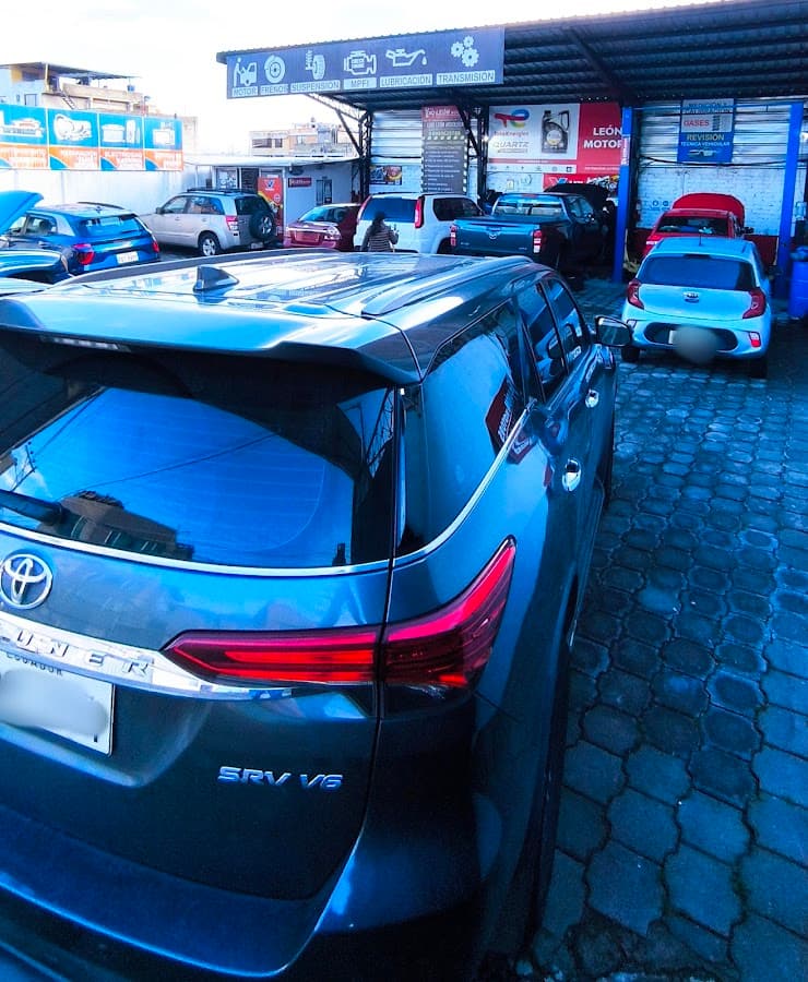 Mecánica Automotriz Sur de Quito: LEON MOTORS (Ingeniería Automotríz)