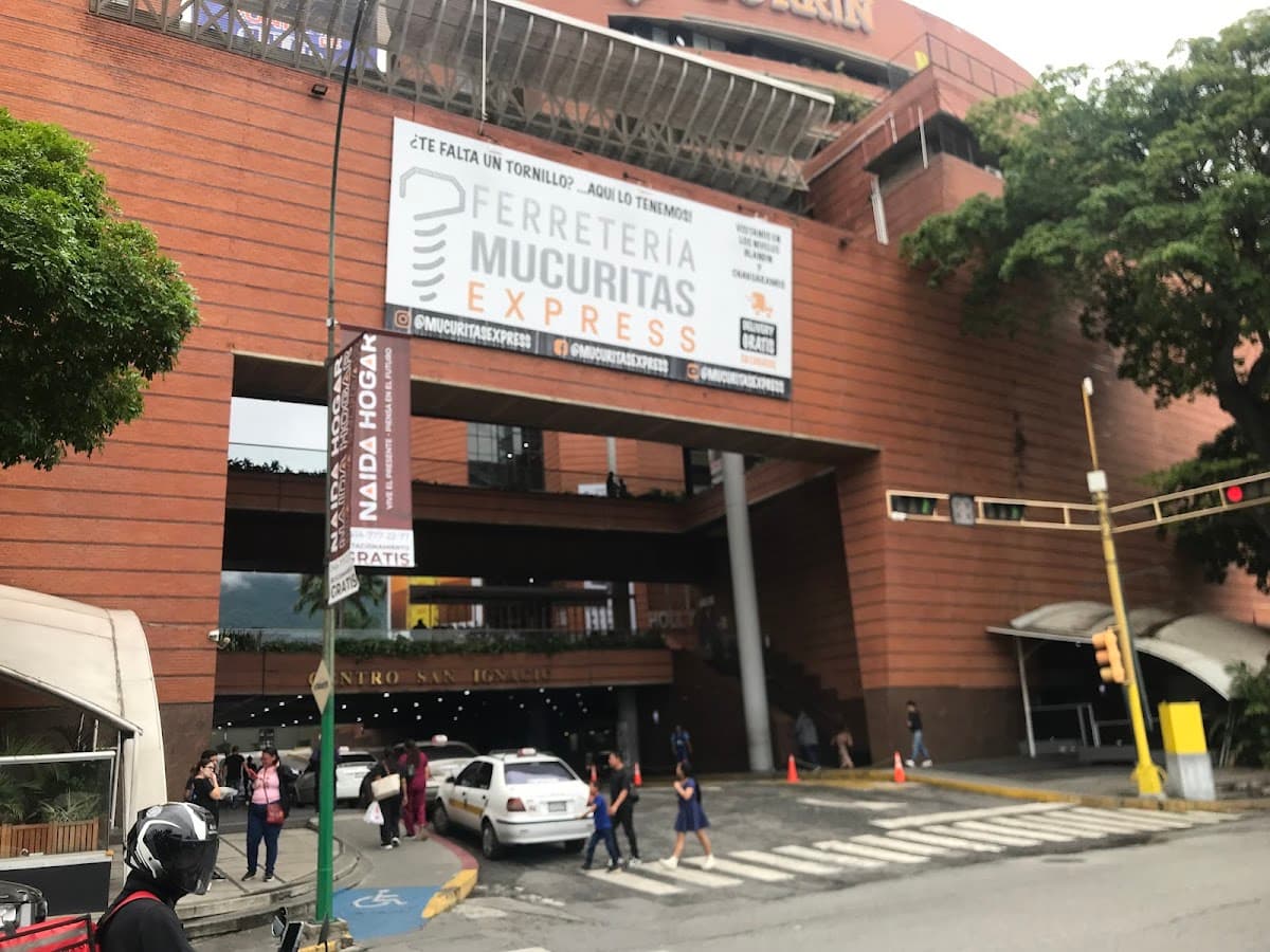 Centro Comercial San Ignacio — foto