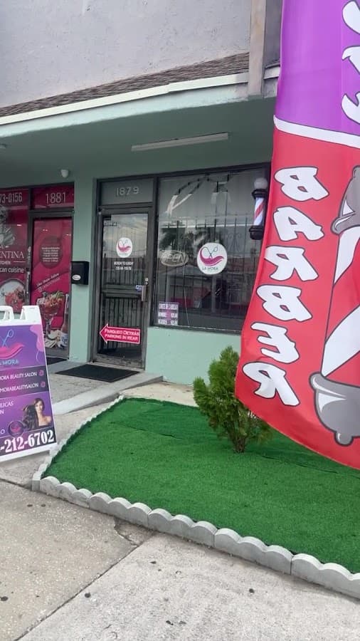 La Mora Beauty Salom Llc — foto