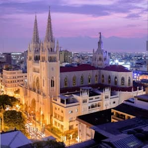 Catedral Católica Metropolitana de Guayaquil — foto