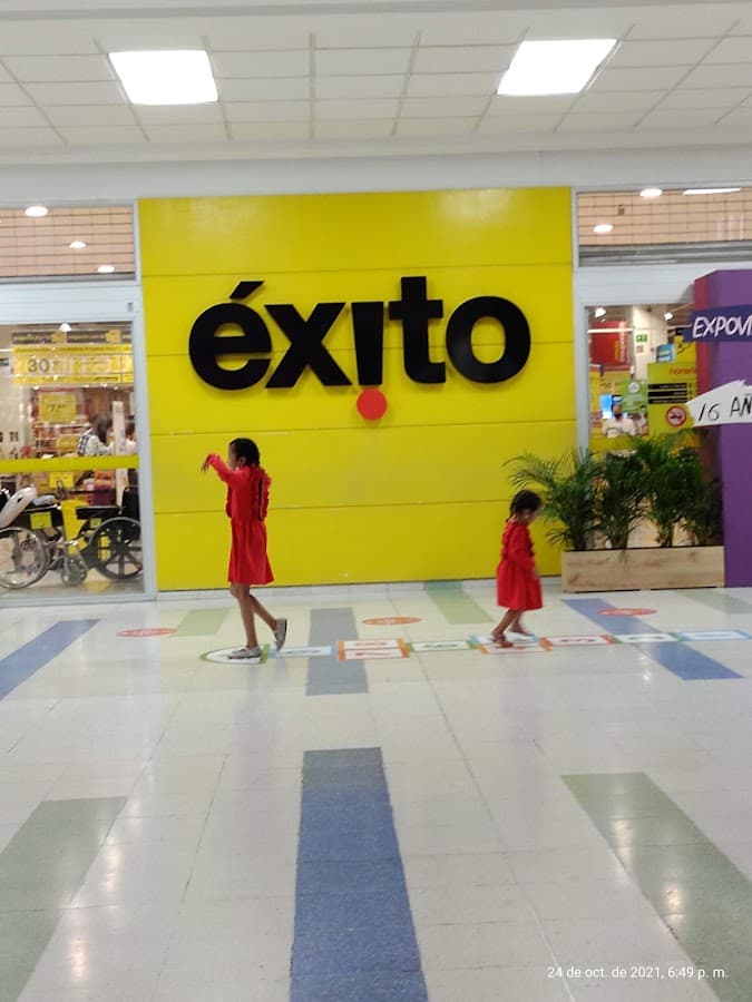 Éxito Unicentro Villavicencio — foto