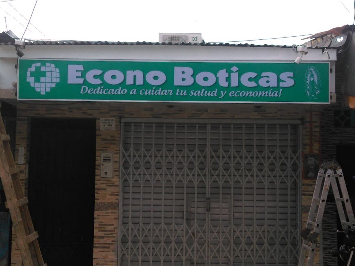 BOTICA NEOFARMAS — foto