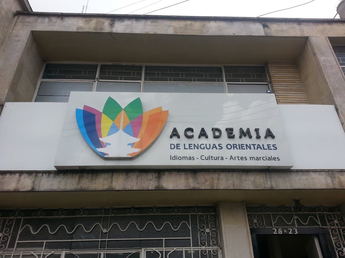Academia de Lenguas Orientales — foto