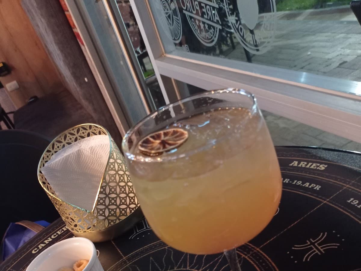 SantoBar Gastro Experience & Coctel House — foto