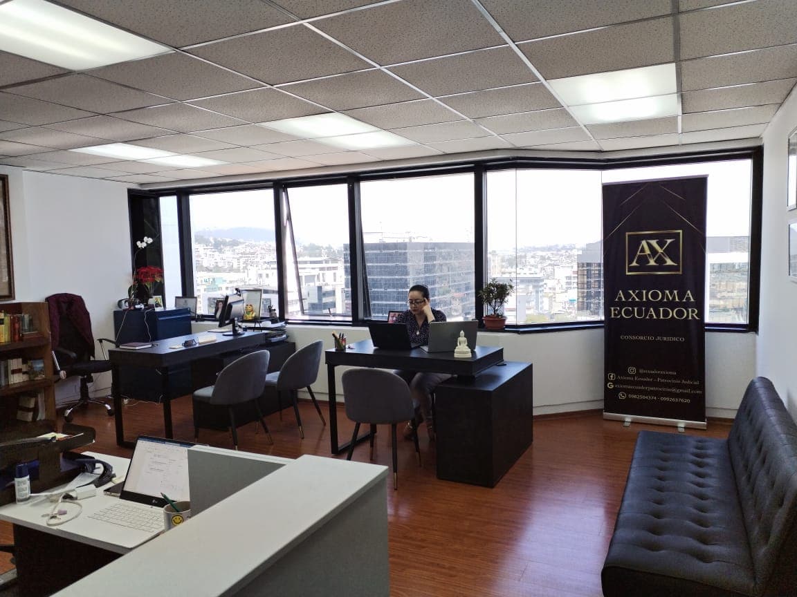 Axioma Ecuador: Consorcio Jurídico — foto
