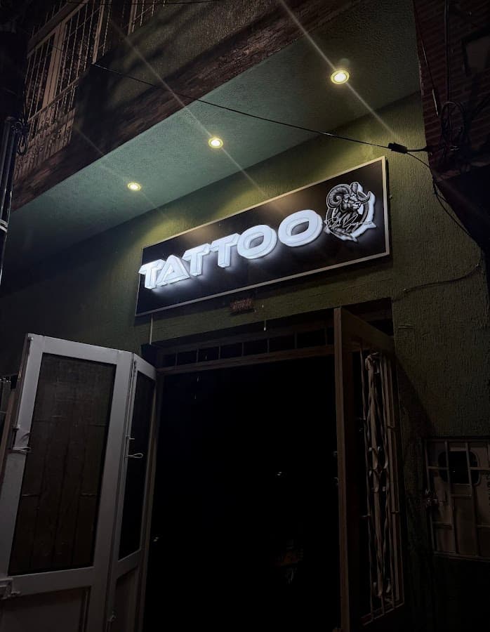 Tattoo Guzmán — foto