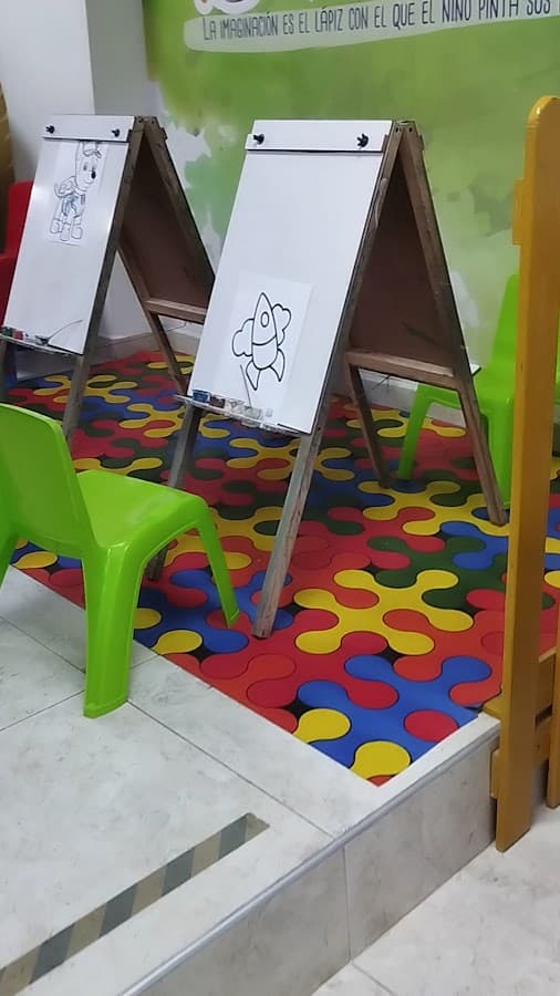Magic Land Nuestro Lugar Divertido - Parque infantil cubierto en Cali — foto