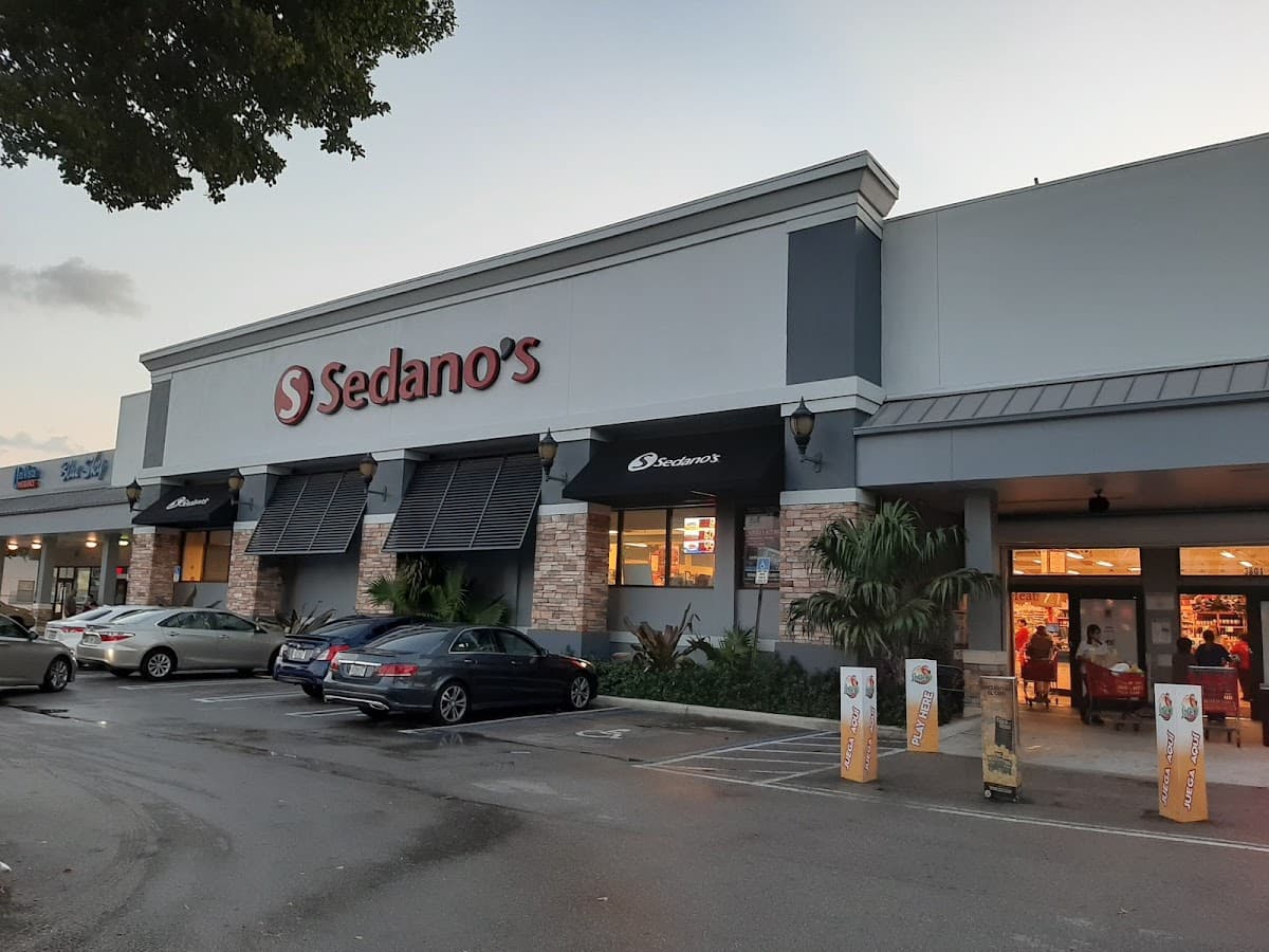 The Shops at Flagler and Douglas — foto