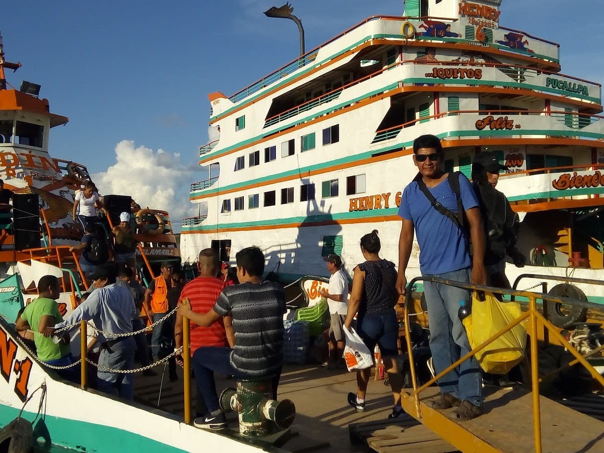 TOPOGRAFOS CARETS GLOBAL BUSINESS: Servicio de Topografia en Pucallpa — foto